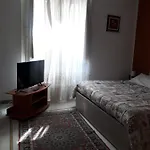 Casa Delle Aci Nyaraló *