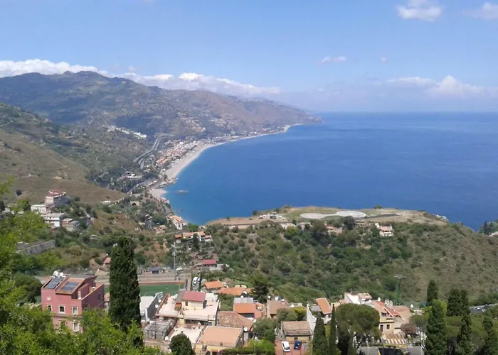 Casa Delle Aci *